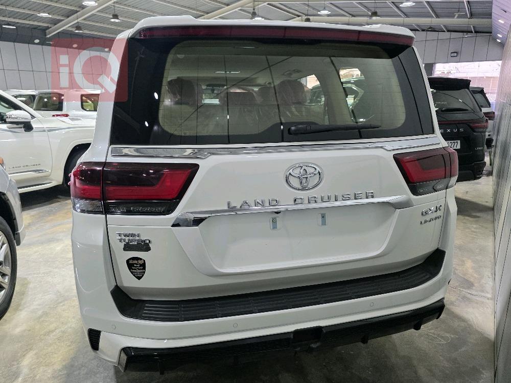 تويوتا لاندكروزر